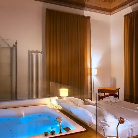 Naca 4* 卡塔尼亚